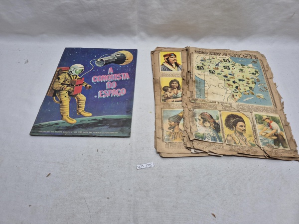Lote de 2 álbuns de fotografia antigos. No estado.