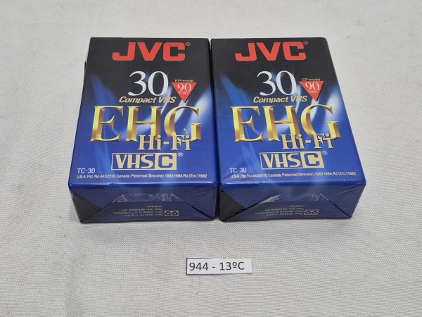Par de fitas VHS-C virgens, da marca JVC EHG 30.