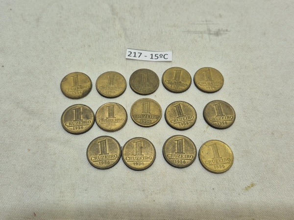 Lote de 14 moedas de 1 cruzeiro da datado de 1956.