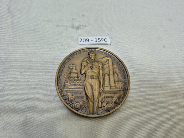 Medalha do III Congresso de Engenharia e Legislação Ferroviária - Belo Horizonte - BRONZE - 61 mm- 94 grs - Catalog KP35B- Grav. M.LAGONE