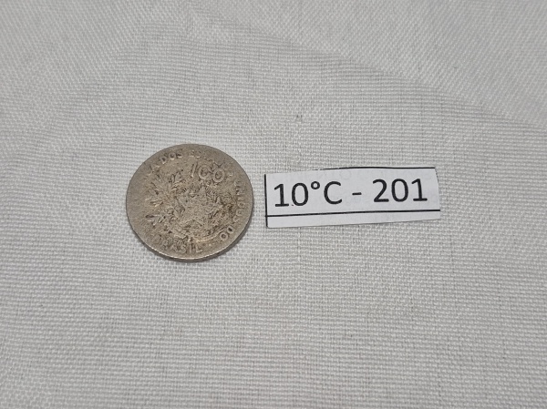 Moeda de 100 reis - estrelas soltas, datado de 1901.