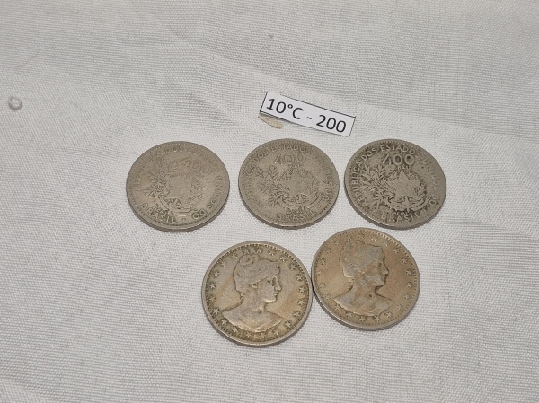 Lote de 5 moedas de 400 reis - estrelas soltas, datado de 1901.