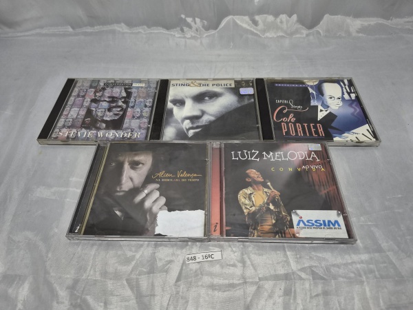 Lote de 5 cds originais diversos.