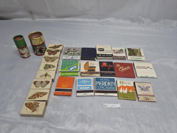 Lote de 25 caixas de fósforo diversas, para colecionador.