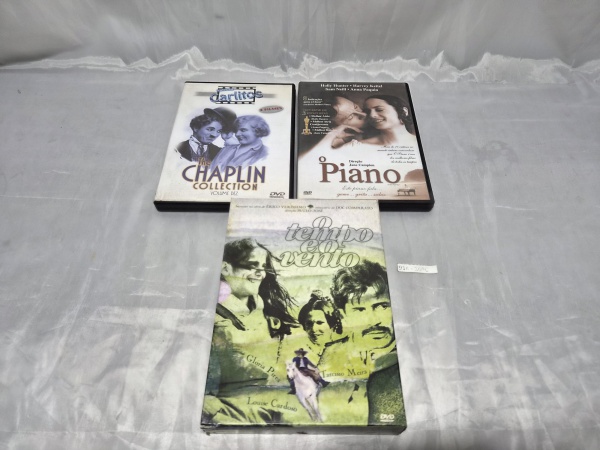 Lote composto por box contendo 06 DVDs da minissérie "Chiquinha Gonzaga" e 02 DVDs dos filmes "As Férias da Minha Vida" e "Dança com Lobos" (Edição Especial), acondicionados em seus estojos e embalage
