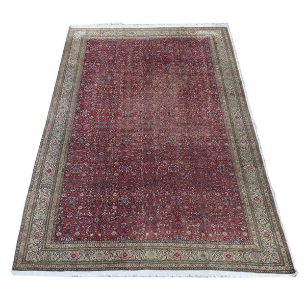 Tapete JOSHOGAN, medindo 3,38 x 2,31 - 7,80m2.