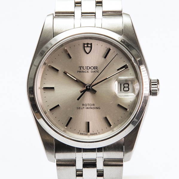RELÓGIO: TUDOR PRINCE DATE. TAMANHO: 35MM. MOVIMENTO: AUTOMÁTICO. CAIXA: EM AÇO. OS RELÓGIOS SÃO VENDIDOS NO ESTADO DE CONSERVAÇÃO QUE SE ENCONTRAM. SÃO RELÓGIOS USADOS, ONDE É POSSÍVEL VERIFICAR DETA