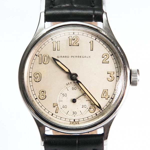 RELÓGIO: GIRARD-PERREGAUX MILITAR. TAMANHO: 30MM. MOVIMENTO: CORDA MANUAL. CAIXA: EM AÇO. OS RELÓGIOS SÃO VENDIDOS NO ESTADO DE CONSERVAÇÃO QUE SE ENCONTRAM. SÃO RELÓGIOS USADOS, ONDE É POSSÍVEL VERIF