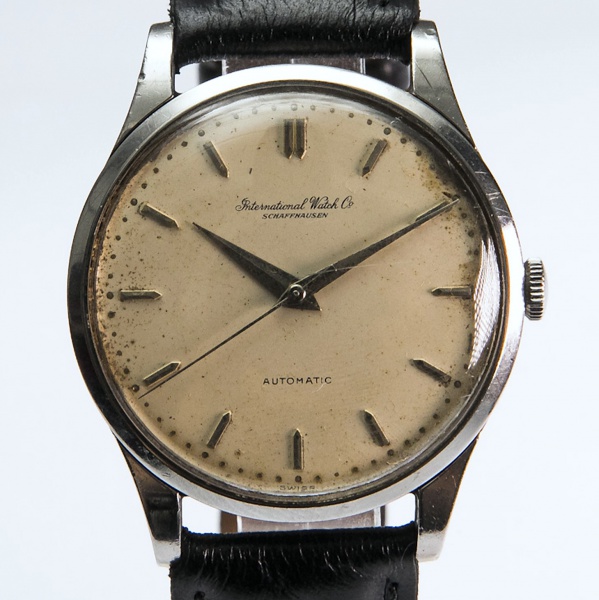 RELÓGIO: INTERNATIONAL WATCH COMPANY SCHAFFHAUSEN (IWC). TAMANHO: 36MM. MOVIMENTO: AUTOMÁTICO. CAIXA: EM AÇO. OS RELÓGIOS SÃO VENDIDOS NO ESTADO DE CONSERVAÇÃO QUE SE ENCONTRAM. SÃO RELÓGIOS USADOS, O