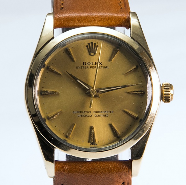 RELÓGIO: ROLEX OYSTER PERPETUAL. TAMANHO: 34MM. MOVIMENTO: AUTOMÁTICO. CAIXA: EM AÇO COM BANHO DE OURO. OS RELÓGIOS SÃO VENDIDOS NO ESTADO DE CONSERVAÇÃO QUE SE ENCONTRAM. SÃO RELÓGIOS USADOS, ONDE É