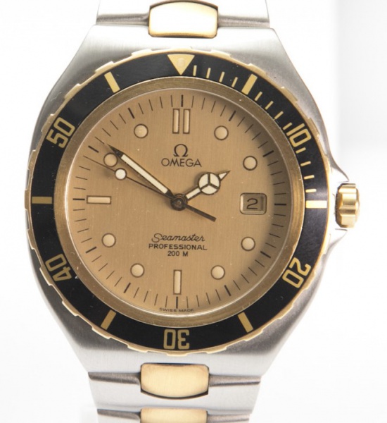 RELÓGIO OMEGA SEAMASTER DIVER EM AÇO E OURO MACIÇO. TAMANHO: 41MM. MOVIMENTO: QUARTZO. CAIXA: EM AÇO E OURO. VALOR: R$ 9.999,00. OS RELÓGIOS SÃO VENDIDOS NO ESTADO DE CONSERVAÇÃO QUE SE ENCONTRAM. SÃO