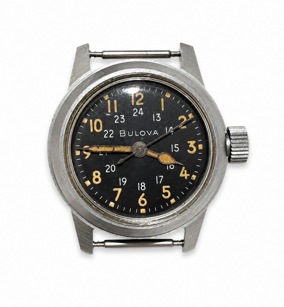 RELÓGIO: Bulova Militar Extra Raro, 1950. TAMANHO: 34mm. MOVIMENTO: Corda manual. CAIXA: Em aço. OS RELÓGIOS SÃO VENDIDOS NO ESTADO DE CONSERVAÇÃO QUE SE ENCONTRAM. SÃO RELÓGIOS USADOS, ONDE É POSSÍVE