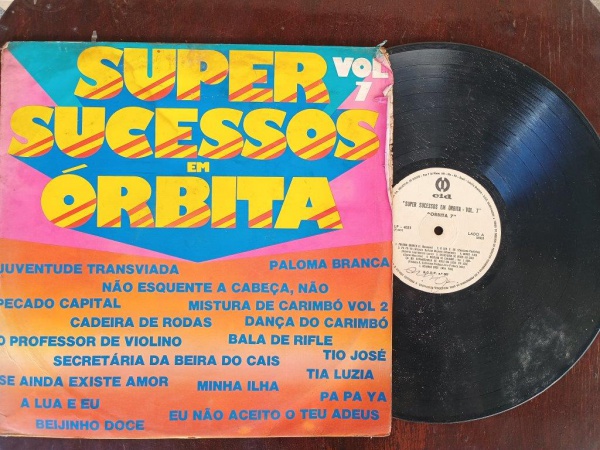 DISCO DE VINIL ANTIGO:  VIDE DETALHES NA FOTO. NÃO FOI TESTADO. OBS: ALGUNS DISCOS PODEM CONTER POEIRA E ALGUM TIPO DE RASGO NA CAPA, POR CAUSA DAS MARCAS DO TEMPO. NO ESTADO.
