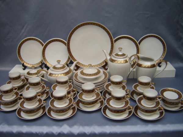 Pratos de Bolo em Porcelana Borda em Ouro e Floral 1960 - Persa