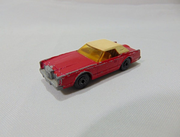 Carro Matchbox Lincoln Continental. Nº28.