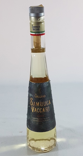 SAMBUCA VACCARI - Italia - Licor Galliano. Lacrada.