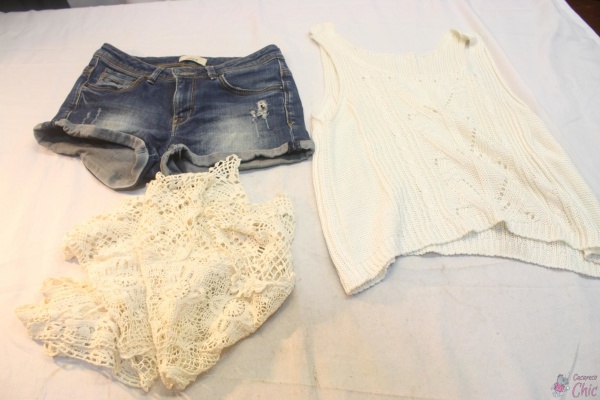 Lote roupas sendo um vestido plissado roxo tamanho P da