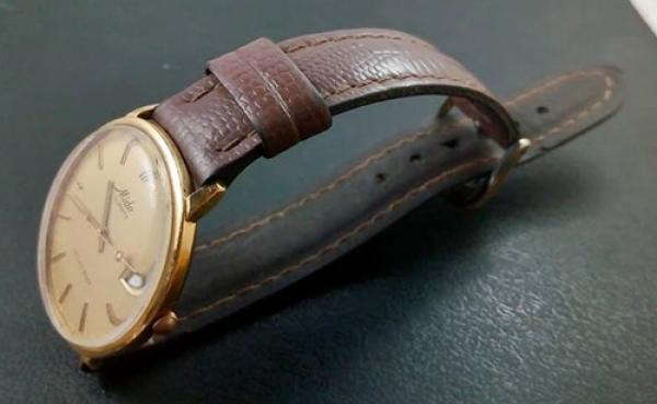 relógio mido quartz