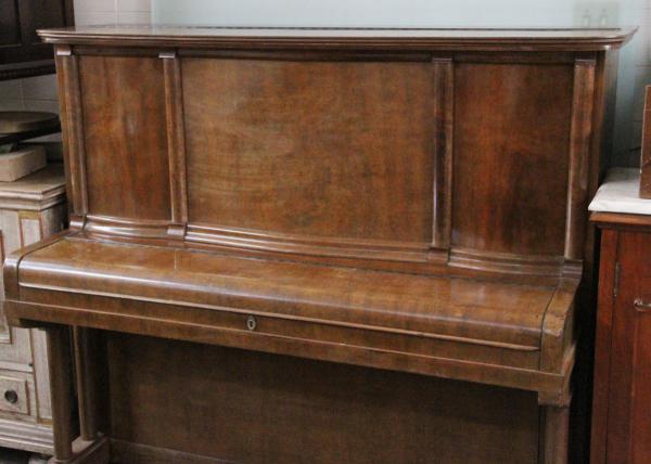 INSTRUMENTO MUSICAL piano Brasil, corda cruzada, caixa