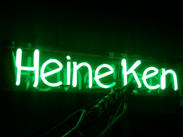 Luminoso Bar em NEON, Cerveja HEINEKEN, antigo e original
