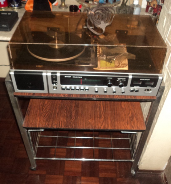 Som Vintage, conjunto 3 em 1 - Sharp Solid State, Modelo SG-165