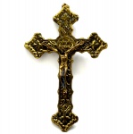Antigo Crucifixo de Parede em Bronze Maciço com Rico Cinzelado. Medida: 24 x 16 cm.