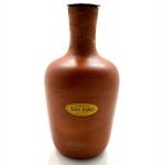 Moringa em Ceramica Stefani "São João". Tampa em Plástico Duro. medida: 27 cm (Diâmetro)x 14 cm.