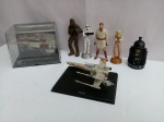 Lote 7 Miniaturas STAR WARS; Bonecos e Naves, maior 9 x 8,5 x 2,5cm