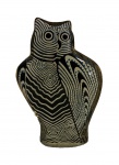 ABRAHAM PALATNIK -escultura de resina de poliéster policromada medindo 14 cm ,representando coruja.