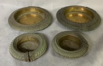 Lote contendo: 4 potes em metal dourado, medindo: 22 cm e 13 cm diâmetro