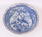 Pequeno bowl em porcelana azul e branco. Diâmetro 13 cm. Marcado no fundo.