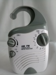 Rádio SHOWER CLOCK, AM/FM, aprox. 18 x 11 x 4cm, não testado, vendido no estado