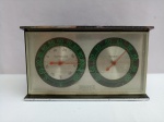 Termômetro e Higrômetro SPRINGFIELD, Made U.S.A., aprox. 14,5 x 8,5 x 5cm, Remete Painel Carro, Acrílico, apresenta marcas do tempo, no estado