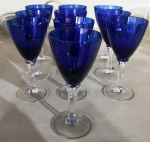 Jogo de 10  taças  para vinho tinto  em cristal HERING Azul cobalto . Medem 15 cm