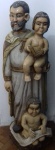 ARTE SACRA - Antiga escultura em madeira, retratando São José. Artista desconhecido. Mede 140 cm. Apresenta marcas do tempo.