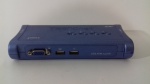 INFORMÁTICA - Aparelho KVM USB (para 4 computadores), modelo TK 407, não foi testado. Mede aproximadamente 3 x 7 x 16 cm.