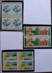Selos do Brasil, parte de coleção, selos protegidos por Maximaphil de fundo preto. (S114)