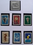 Selos do Brasil, parte de coleção, selos protegidos por Maximaphil de fundo preto. (S154)