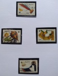 Selos do Brasil, parte de coleção, selos protegidos por Maximaphil de fundo preto. (S164)