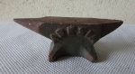 Pequena Bigorna de ferro utilizada por ourives. Med. 3cm x 9,5cm