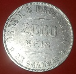 Moeda 2000 Réis, ano de 1907, MBC+++, Prata