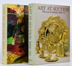 Lote composto por  dois catálogos: Art at Auction  - The Year at Sotheby's & Parke Bernet , sendo 1972 - 1973 e 1973 - 1974 - med. 27  x 21 cm cada um. Marcas de uso.