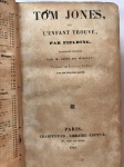 Livro - Raro livro com mais de 160 anos. Datado e localizado Paris 1841. Possivelmente primeira edição francesa Tom Jones Par Fielding.  464 páginas. No estado.