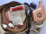 Antigo e raro secador de cabelo da marca Arno. Original, com todas as peças, acompanha bolsa para transporte.  Funcionando. Sem garantias futuras.