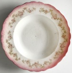 J&G Meakin - Prato fundo decorativo de porcelana inglesa para coleção na tonalidade creme e rosa com desenhos florais na borda, aprox. 23 cm de diâmetro 