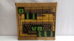 Antiga Caixa p/ Máquina Escrever Olivetti Modelo Lettera 25, aprox. _______, caixa vazia