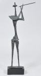 Bruno Giorgi  (1905 /1993)  Flautista  Escultura estilo contemporâneo em bronze cinzelado e patinado, apoiada sobre base em granito preto. Altura 75 cm, assinada