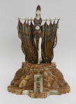 Escultura de bronze e marfim - 43 cm alt sem base - com a base 64 cm - 48 x 16 cm.