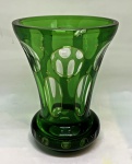 Cristal da Bohemia, lindo e delicado vaso, medindo: 14 cm alt. (pequeno bicado)