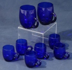Conjunto de 6 xícaras para café e 2 canecas de vidro azul royal.